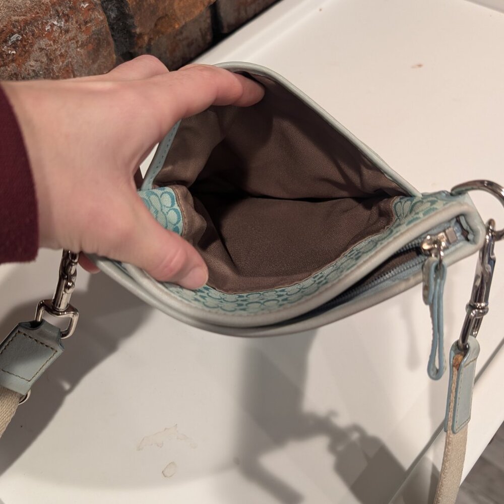 Coach, Mini Signature C Monogram Crossbody Baby Blue 2007 Y2K - Picture 10 of 12
